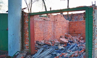 Демонтаж гаражей в Долгопрудном, цена от 1749 руб. – услуги под ключ от ИП Садыков В. Р.